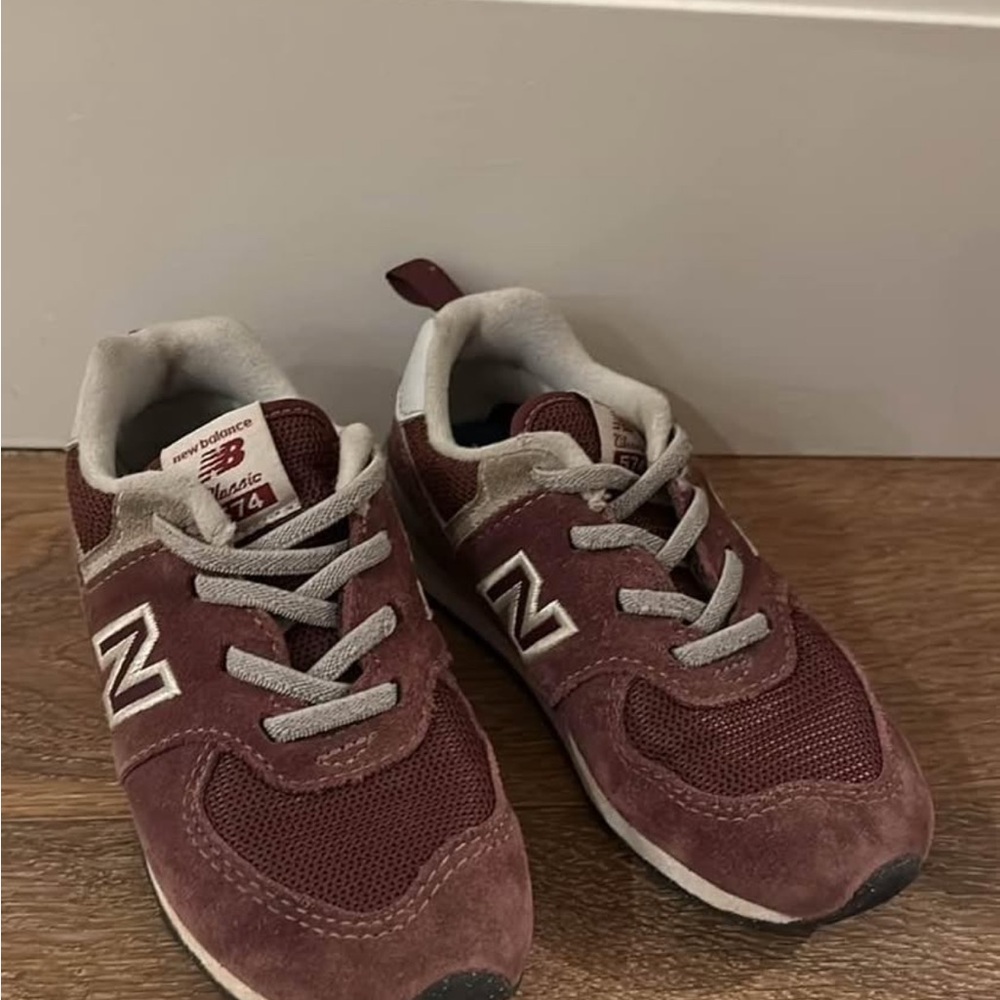 New Balance 574 Kids' Burgundy Sneakers